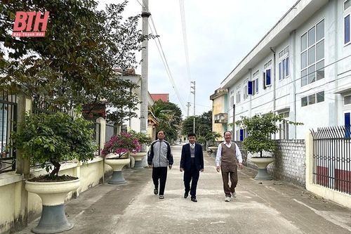 Những trưởng ban công tác mặt trận 'trọn việc nước, tròn việc dân'