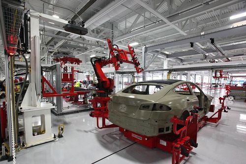 Xe điện sẽ rẻ hơn so với xe động cơ đốt trong năm 2027