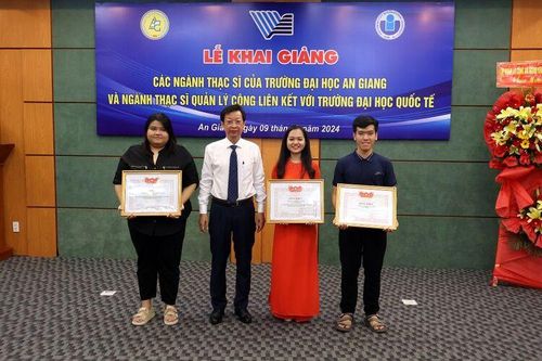 Khai giảng chương trình đào tạo thạc sĩ các ngành của Trường Đại học An Giang và Trường Đại học Quốc tế