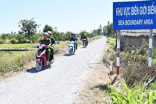 Vì bình yên xã đảo