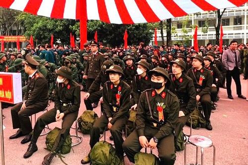 Quy định mới nhất của Bộ Công an về điều kiện chiến sĩ nghĩa vụ được tuyển thẳng vào công an