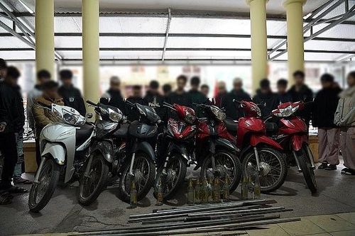 Chặn nhóm 30 thanh niên gây rối trật tự công cộng