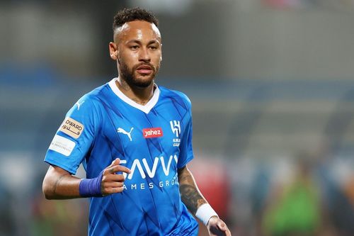 Neymar trở thành người thừa