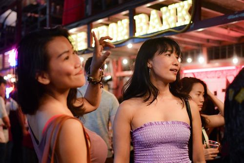 Khách Tây tìm thấy đủ loại món Âu ở Thảo Điền