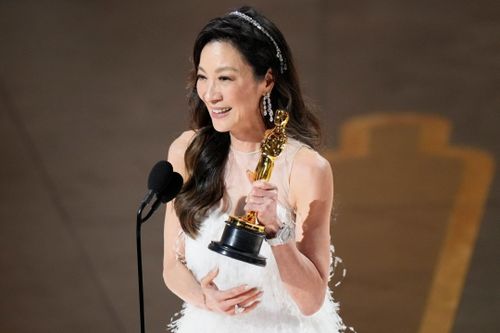 Đồng hồ 1 triệu USD của Dương Tử Quỳnh và 6 cỗ máy thời gian tại Oscar
