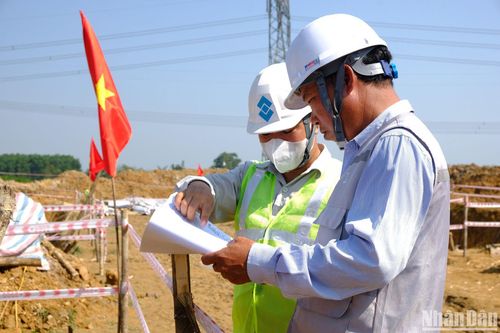 Các tỉnh Bắc Trung Bộ: Hoàn thành bàn giao mặt bằng Dự án Đường dây 500kV mạch 3