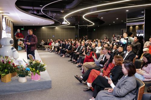 Công cụ đánh giá tính cách bằng camera trí tuệ nhân tạo