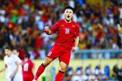 Ông Troussier chưa kịp mừng đã lo