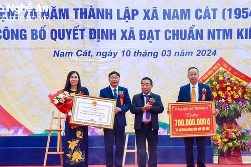 Công bố quyết định công nhận xã Nam Cát (Nam Đàn) đạt chuẩn nông thôn mới kiểu mẫu
