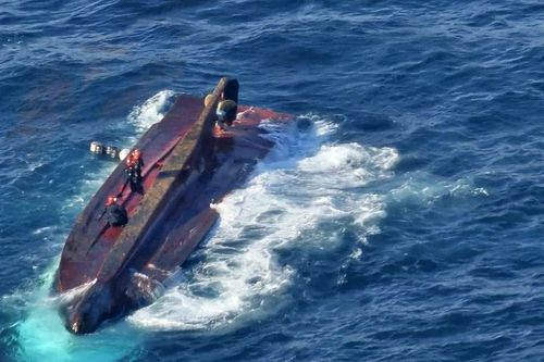 Lật tàu cá ngoài khơi Hàn Quốc: Bốn người thiệt mạng, năm người mất tích
