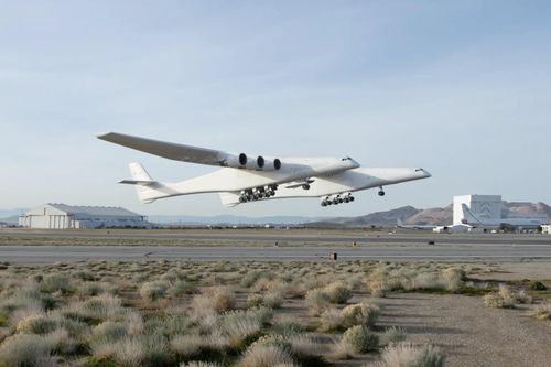 Mỹ: Stratolaunch thực hiện chuyến bay thử nghiệm của phương tiện siêu vượt âm mới