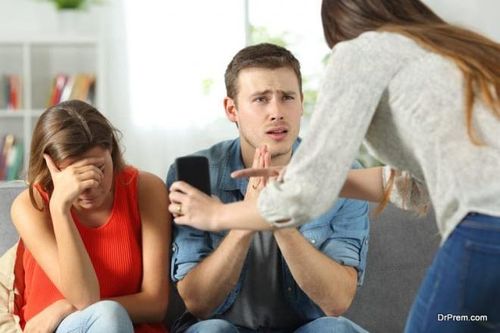 5 điều ngu ngốc nhất người phản bội thường nói khi bị phát hiện