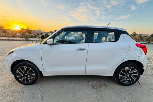 Chống ế, Suzuki Swift giảm giá mạnh tại Việt Nam