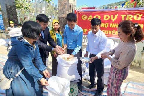 Đã xuất cấp 12.882 tấn gạo dự trữ quốc gia hỗ trợ nhân dân
