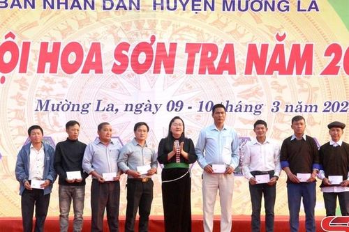 Bế mạc Ngày hội Hoa sơn tra huyện Mường La năm 2024