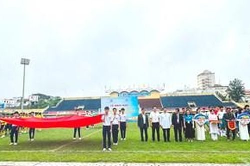 Khai mạc Giải Bóng đá truyền thống học sinh trung học phổ thông lần thứ IV