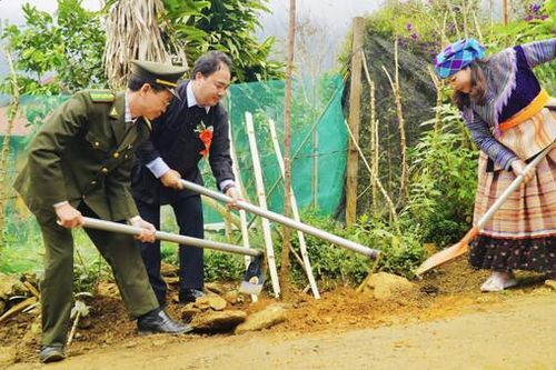 Tết người Mông Nà Hẩu, Yên Bái Lan tỏa thông điệp bảo vệ rừng xanh