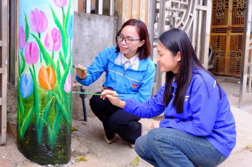 Thành phố hưởng ứng Ngày cao điểm tình nguyện xây dựng đô thị văn minh