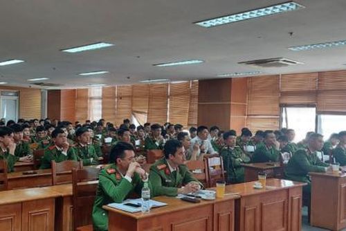 Tổ chức tọa đàm công tác giám định hàng giả