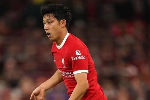 Ngày Wataru Endo làm lu mờ dàn sao Man City