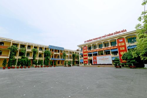 Yêu cầu kiểm điểm hiệu trưởng trong vụ vận động 1 tỷ sửa nhà xe