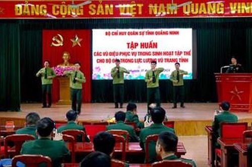 Bộ CHQS tỉnh Quảng Ninh: Tập huấn các vũ điệu trong sinh hoạt tập thể cho bộ đội