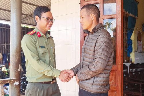 Đứng dậy sau lầm lỗi
