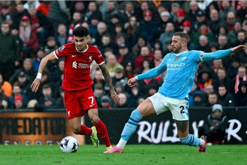 Liverpool chia điểm đầy kịch tính trước Man City
