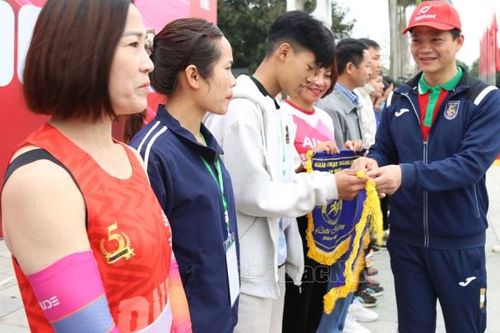 Sôi động giải chạy Nagakawa Cúp Báo Bắc Ninh lần thứ XXVIII-năm 2024