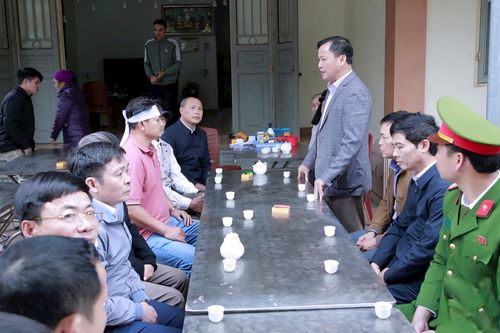 Thăm hỏi, hỗ trợ gia đình các nạn nhân tử vong do tai nạn giao thông