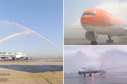 Vì sao máy bay lại 'bị' vòi rồng phun xối xả ngay sau khi hạ cánh?