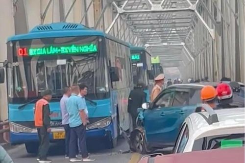 Từ 12/3: Hà Nội tăng cường xử lý vi phạm giao thông trên các cây cầu vào nội đô