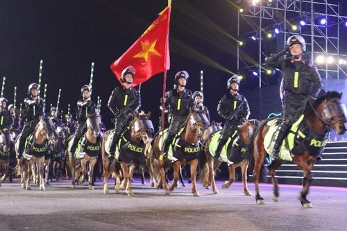 Mãn nhãn Chương trình nghệ thuật 'Sáng mãi lời dạy của Bác Hồ'