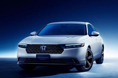 Honda Accord e:HEV chốt giá quy đổi từ hơn 900 triệu đồng tại thị trường quê nhà