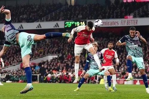 Tiêu tiền thông minh như Arsenal