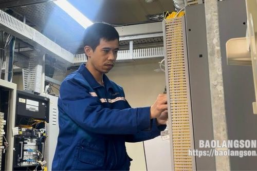 Doanh nghiệp viễn thông tích cực hỗ trợ người dân chuyển đổi thiết bị 2G