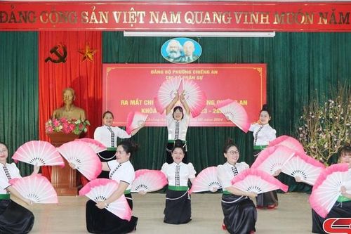 Sôi nổi phong trào văn nghệ quần chúng
