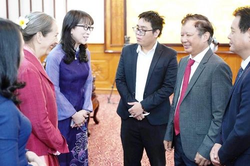 Những phụ nữ nước ngoài nhận Huế làm ngôi nhà thứ hai