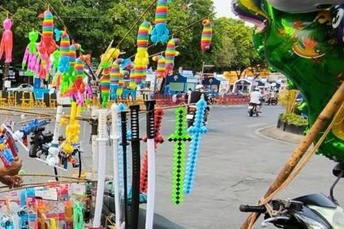 Hiểm họa đồ chơi bạo lực trẻ em