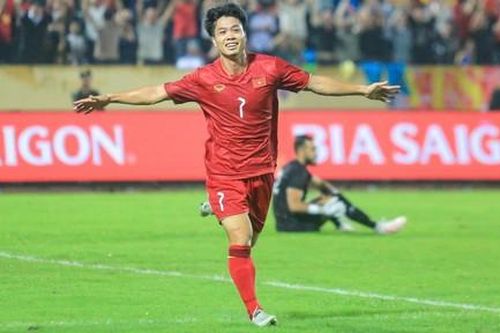 HLV Troussier gọi lại nhiều cựu binh chuẩn bị cho trận đấu với Indonesia