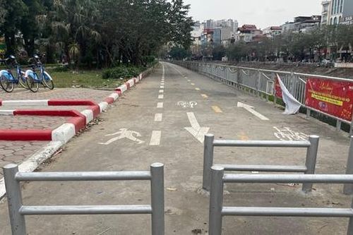 Hà Nội: Vắng lặng tại đường dành riêng cho xe đạp sau 1 tháng thông tuyến