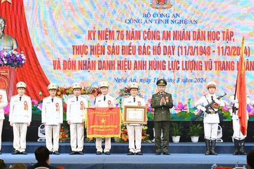 Công an Nghệ An đón nhận danh hiệu Anh hùng Lực lượng vũ trang nhân dân