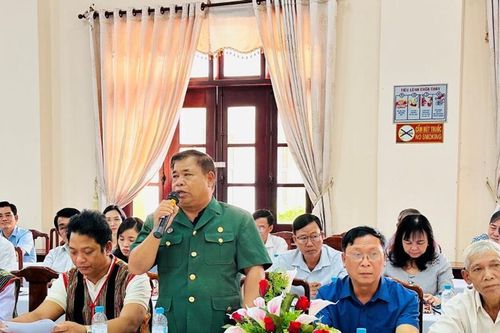 Bình Phước: Họp mặt với già làng, người có uy tín tiêu biểu đồng bào dân tộc thiểu số