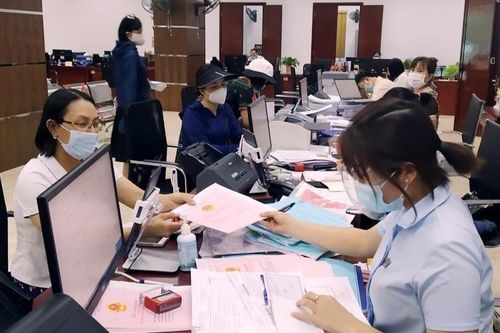 Tổng hợp danh sách cán bộ để chậm trễ trong giải quyết hồ sơ đất đai