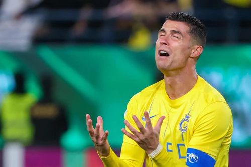 Al Nassr bị loại ở Cúp C1 châu Á, Ronaldo bị chỉ trích vì 'pha bỏ lỡ kỳ lạ nhất sự nghiệp'