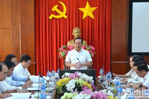 Có nơi tái định cư, người dân giao mặt bằng cho các dự án