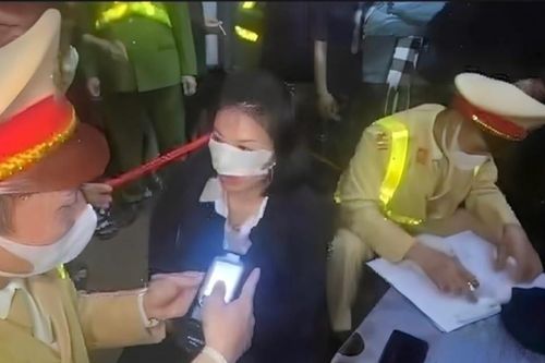 Nữ tài xế trong vụ va chạm giao thông ở đường Trần Cung bị phạt 35 triệu đồng