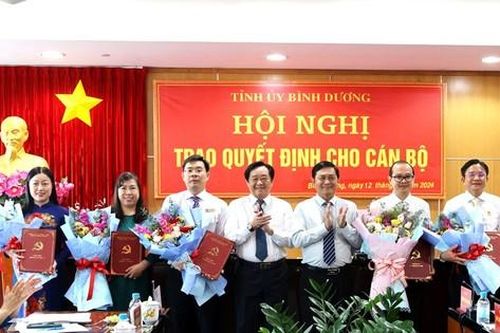 Bình Dương điều động, bổ nhiệm nhiều cán bộ chủ chốt