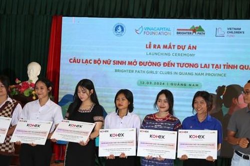 Hơn 1,1 tỷ đồng triển khai dự án trang bị kỹ năng cho nữ sinh đồng bào dân tộc thiểu số tỉnh Quảng Nam