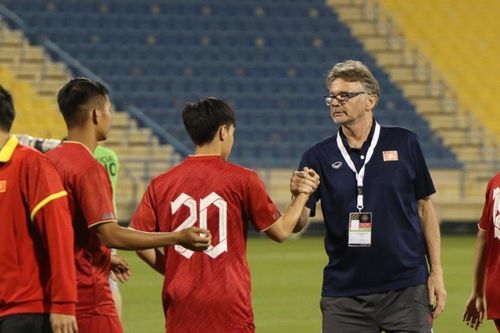ĐT Việt Nam triệu tập 33 cầu thủ cho Vòng loại thứ hai World Cup 2026